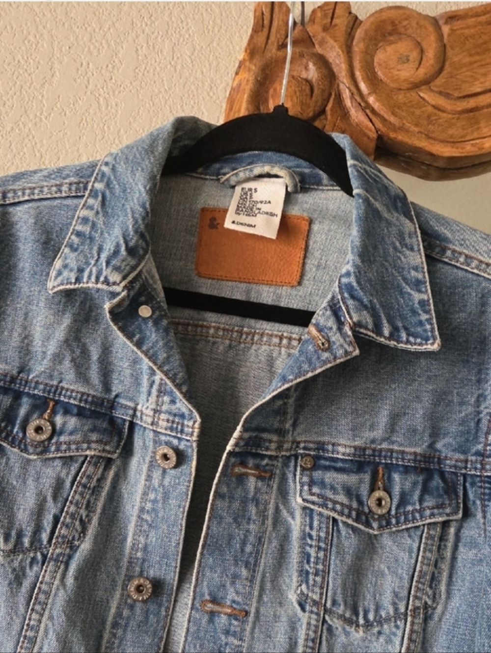 H&M Classic Blue Denim Jacket - Picture 8 of 9